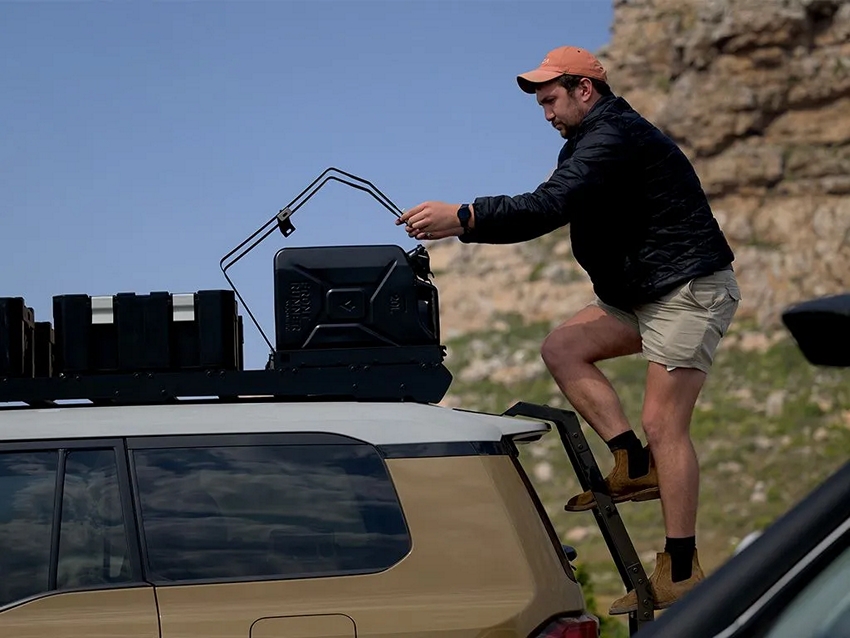Front Runner Double Jerry Can Holder - Image 4