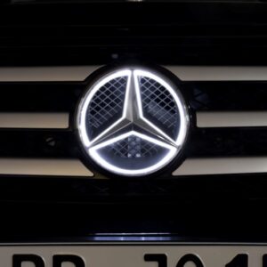 Mercedes star - illuminated