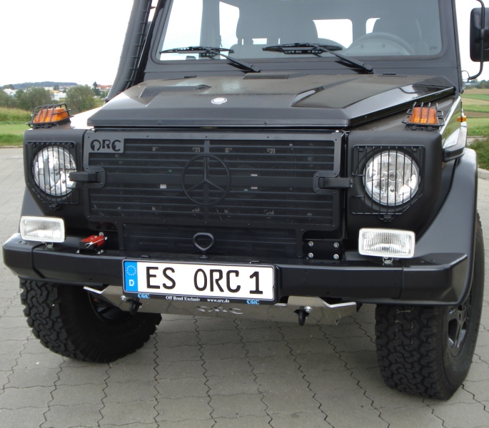 Cooler protection Mercedes G 461 PUR/Professional, alloy with stainless steel gossamer, black