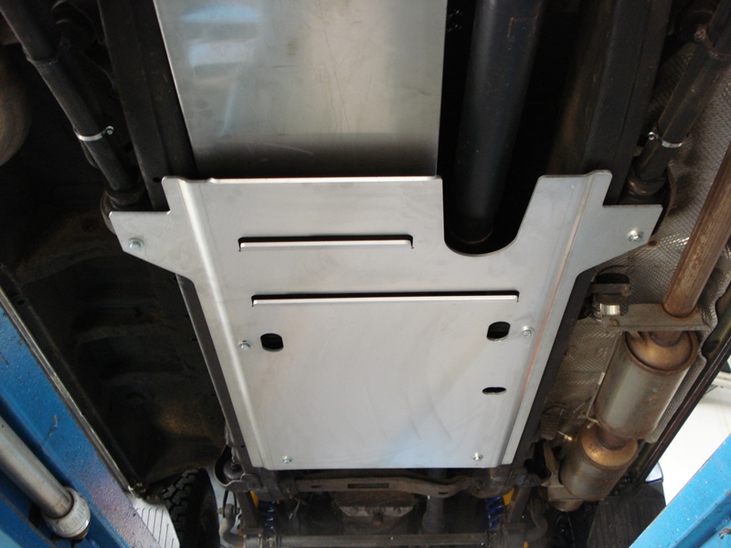 Underride protection transfer box + underfloor tank Mercedes G 463 G63/G65