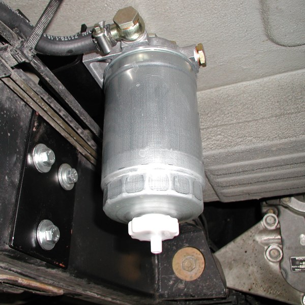 Water separator with mounting kit for Mercedes G diesel - Image 2