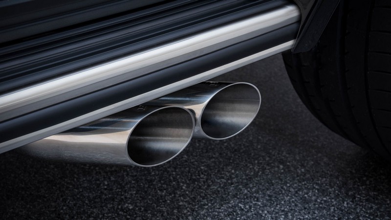 BRABUS Sport Exhaust System with Actively Controlled Flaps for G-Class W463 - Image 2