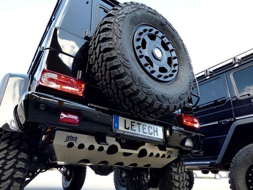 Hutchinson Beadlock Aluminum Wheel for G-Wagen – 8.5x18 | ET55 | 8×6.5 Bolt Pattern (For 8-Lug Portal Axle Vehicles)