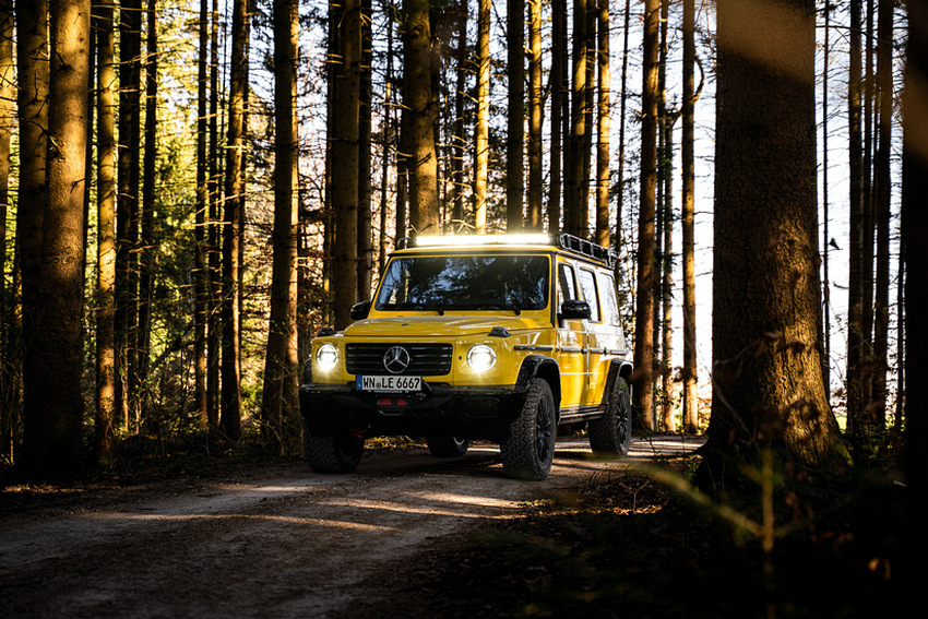 LeTech Light Bar Mounting Brackets – Front Roof Rack Fitment for G-Wagon - Image 5