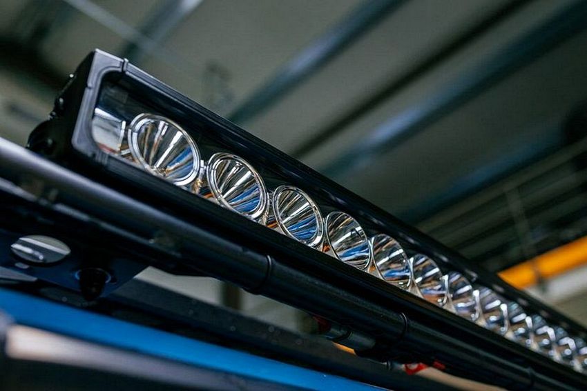 LeTech Mounting Bracket – Front Roof Rack Light Mount for G-Wagen (Pre-2018 Models)