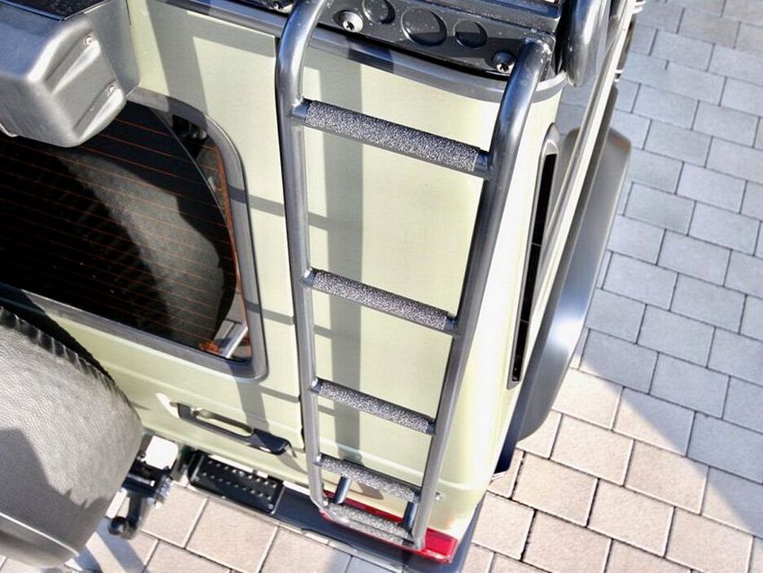 LeTech Rear Ladder – Custom-Fit for Mercedes-Benz G 350d Proafessional - Image 3