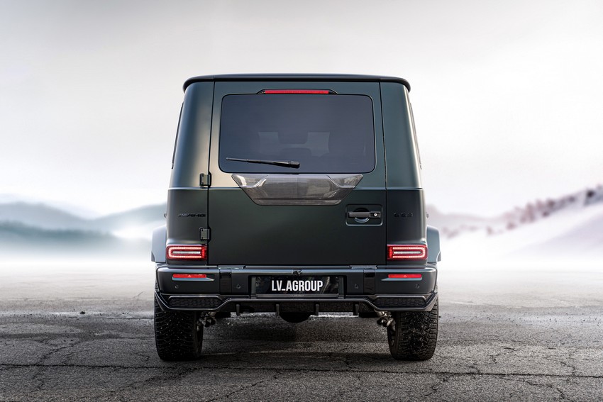 TopCar Carbon Pad on the 5th Door for G-Wagon MY 25-on W465