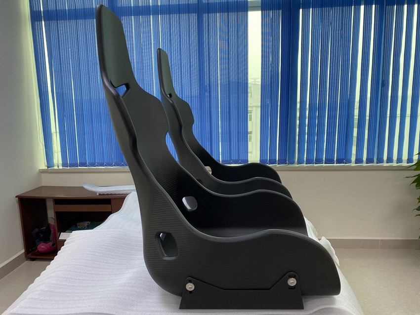 DMC Carbon Fiber Race Seat – Precision, Performance, and Bespoke Craftsmanship - Image 4