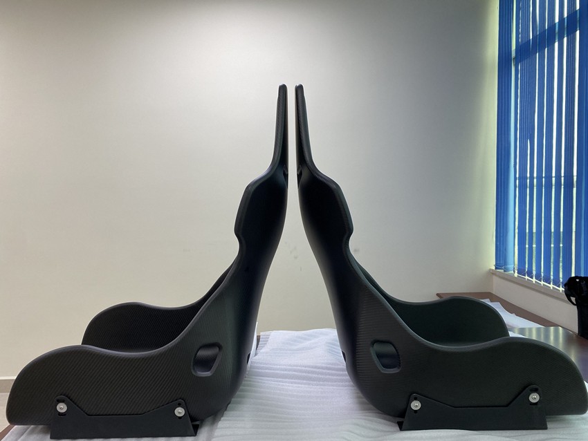 DMC Carbon Fiber Race Seat – Precision, Performance, and Bespoke Craftsmanship - Image 2